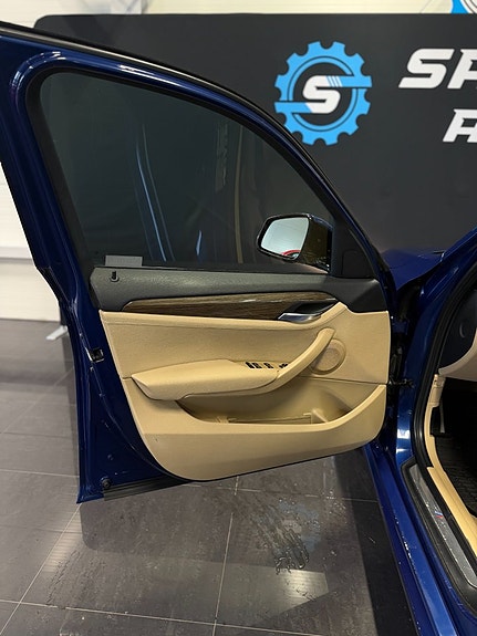 BMW X1 13 of 30