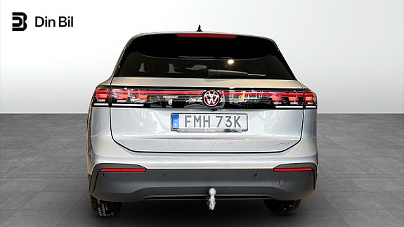Volkswagen Tiguan 3 of 22
