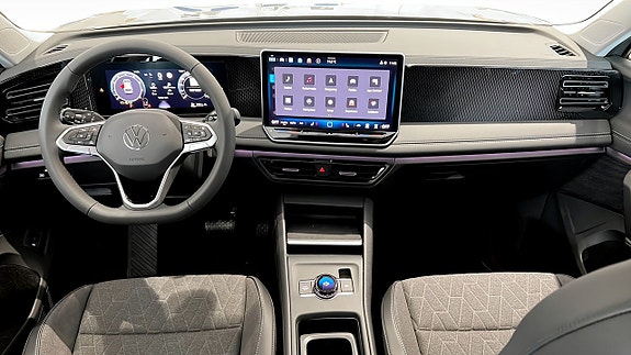 Volkswagen Tiguan 10 of 22