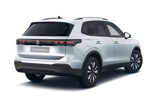 Volkswagen Tiguan 3 of 4