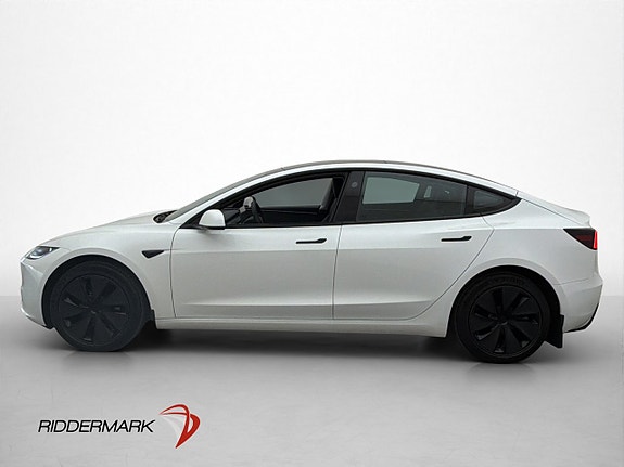 Tesla Model 3 8 of 30