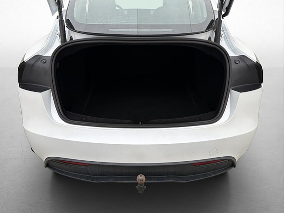 Tesla Model 3 10 of 30