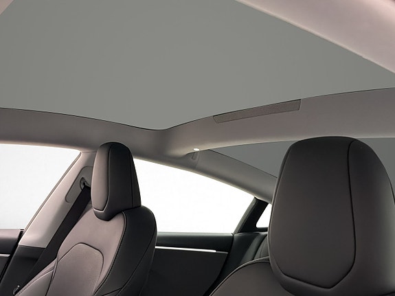 Tesla Model 3 12 of 30