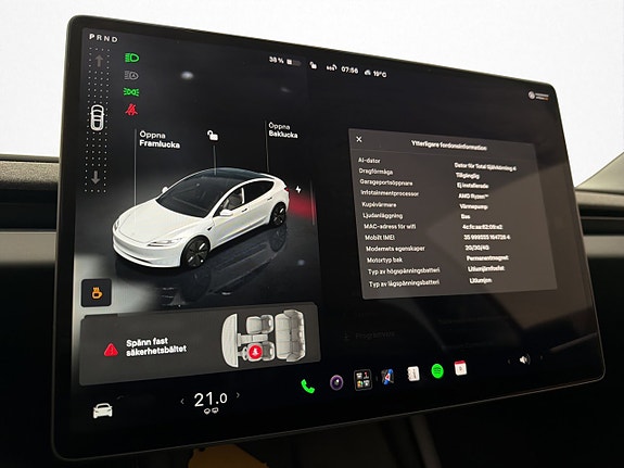 Tesla Model 3 27 of 30