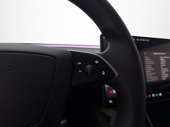 Tesla Model 3 18 of 30