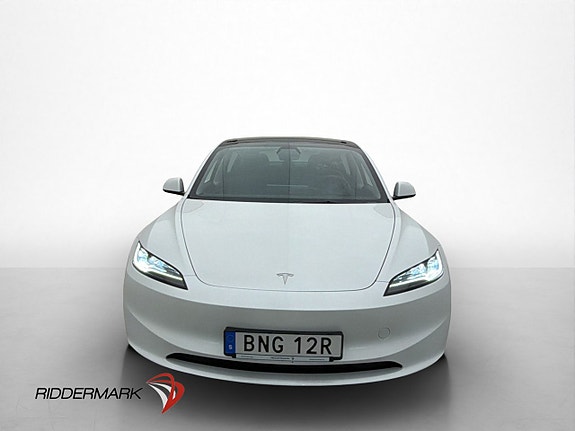 Tesla Model 3 3 of 30