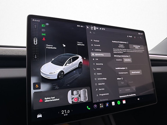Tesla Model 3 24 of 30