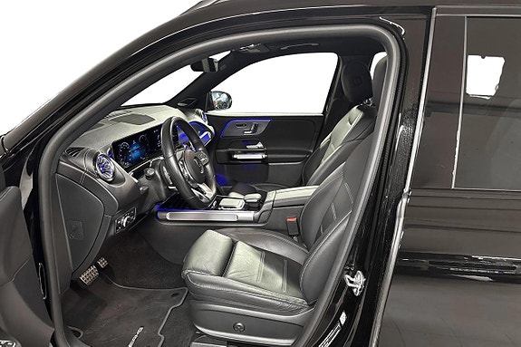 Mercedes-Benz EQB350 12 of 17