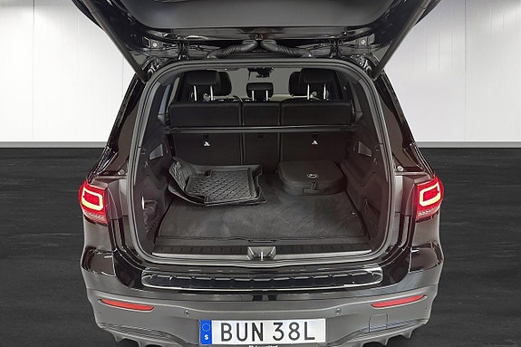 Mercedes-Benz EQB350 17 of 17