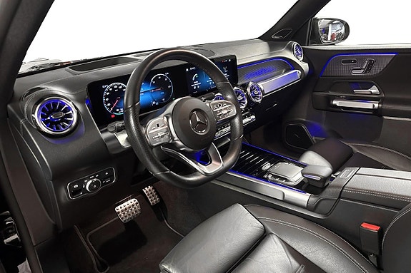 Mercedes-Benz EQB350 7 of 17