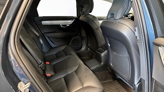Volvo V90 5 of 19
