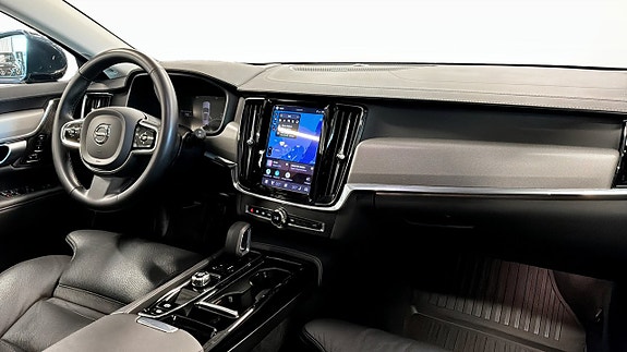 Volvo V90 3 of 19