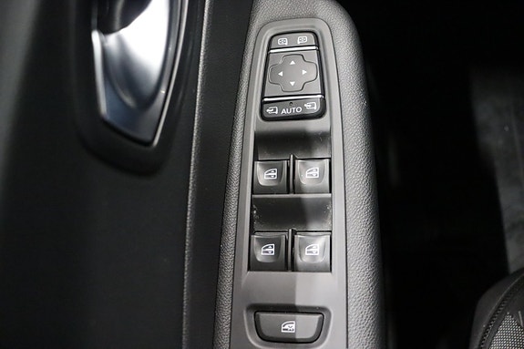 Renault Captur 16 of 25