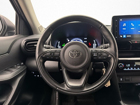 Toyota Yaris Cross 11 of 26