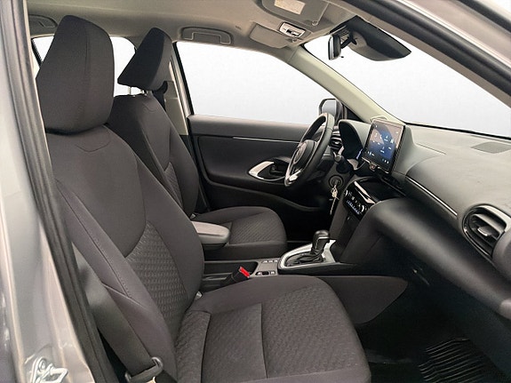 Toyota Yaris Cross 9 of 26