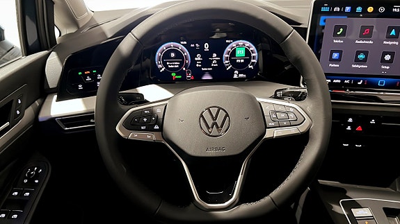Volkswagen Golf I 19 of 21