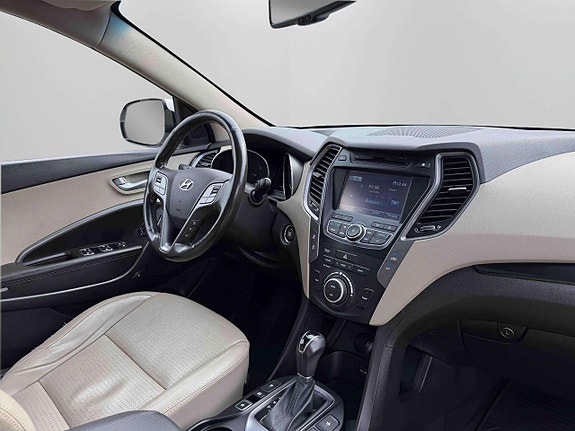 Hyundai Santa Fe 19 of 19