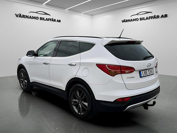 Hyundai Santa Fe 3 of 19