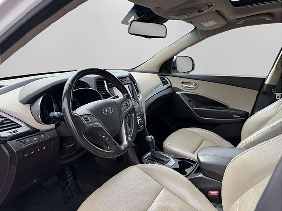 Hyundai Santa Fe 8 of 19