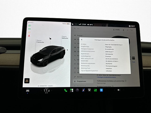 Tesla Model Y 22 of 30