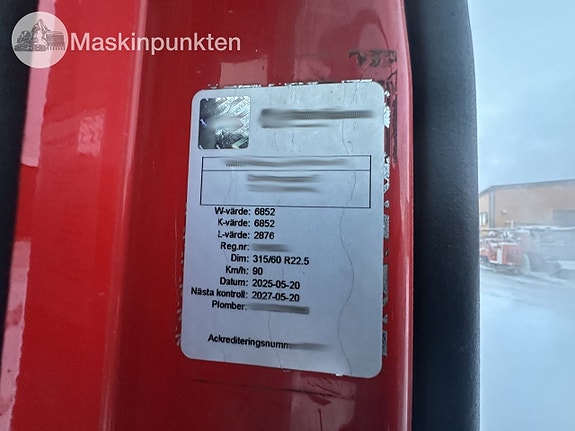 Volvo FM 9 6x2 flakbil 12 of 27