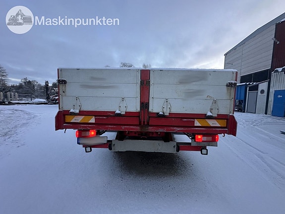 Volvo FM 9 6x2 flakbil 6 of 27