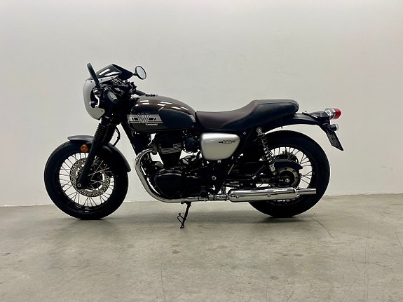 Kawasaki W800 Café 2 of 7
