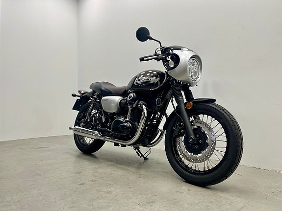 Kawasaki W800 Café 6 of 7