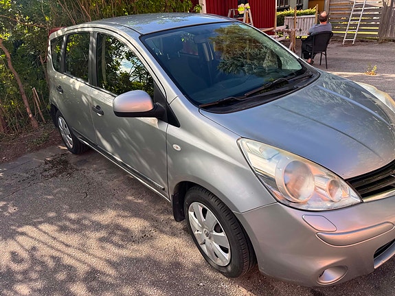 Nissan Note 2 of 5