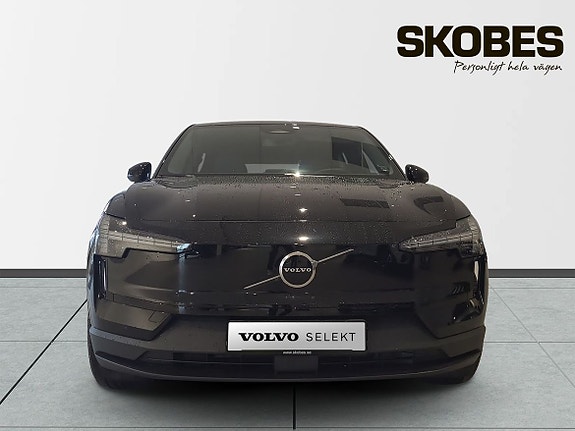 Volvo EX30 2 of 22