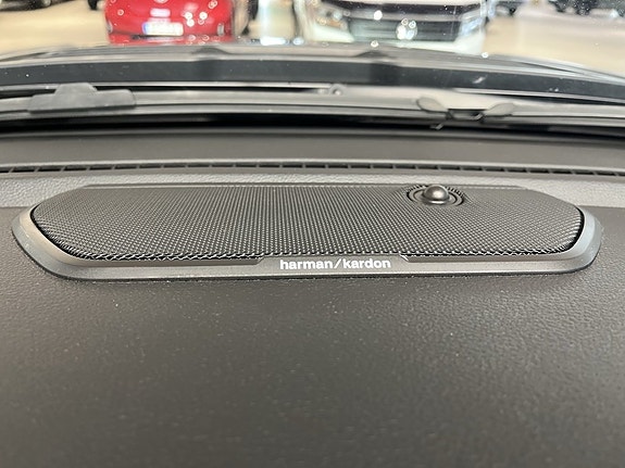 Dodge RAM 1500 16 of 23