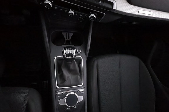 Audi Q2 13 of 18