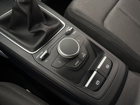 Audi Q2 18 of 29