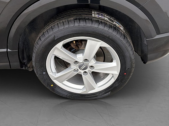 Audi Q2 25 of 29