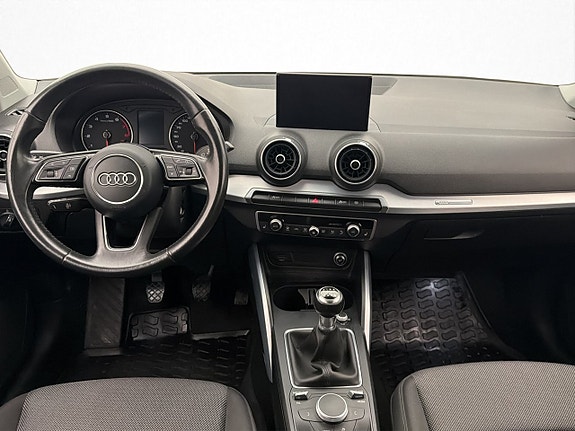 Audi Q2 17 of 29