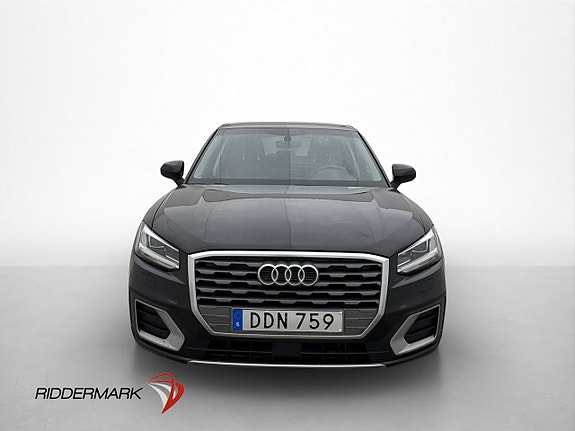 Audi Q2 2 of 29