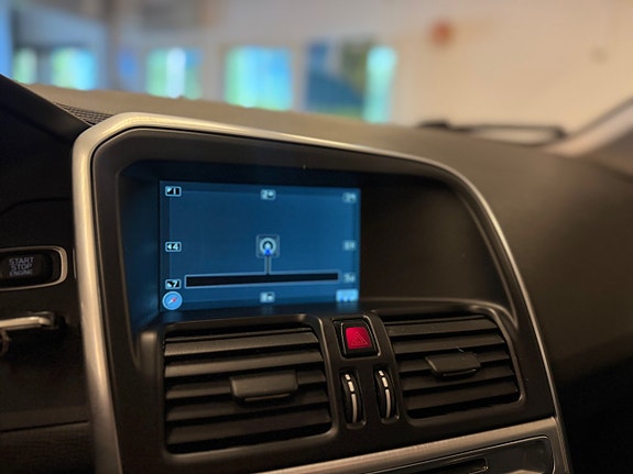Volvo XC60 12 of 14