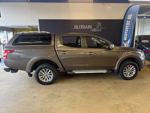 Mitsubishi L200 3 of 17