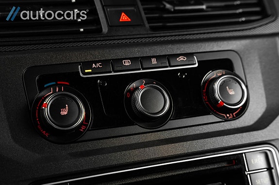 Volkswagen Caddy 23 of 24