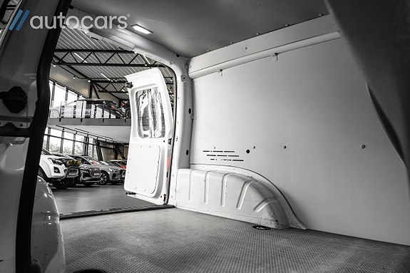 Volkswagen Caddy 15 of 24