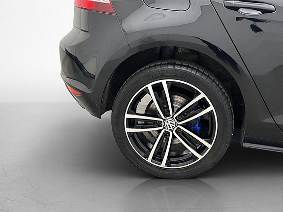 Volkswagen Golf I 30 of 30