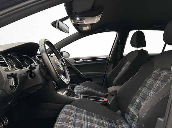 Volkswagen Golf I 11 of 30