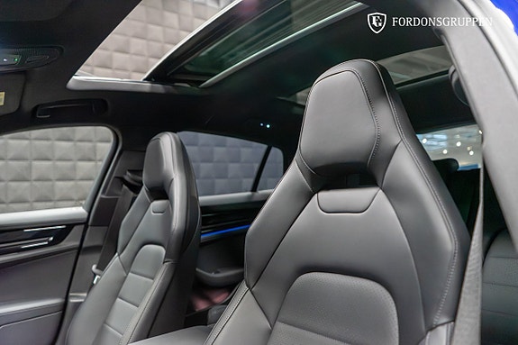 Porsche Panamera 4 19 of 30
