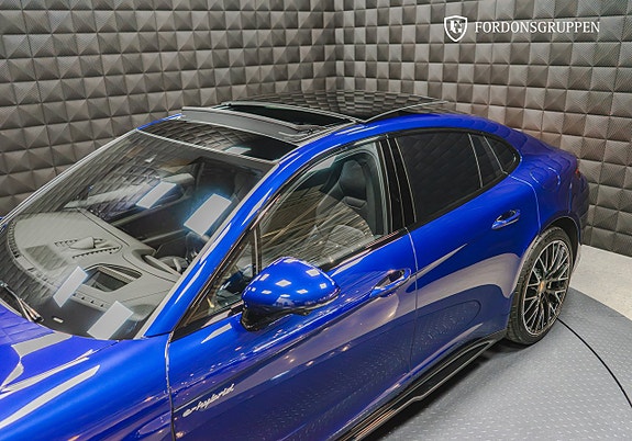 Porsche Panamera 4 3 of 30