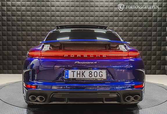 Porsche Panamera 4 8 of 30