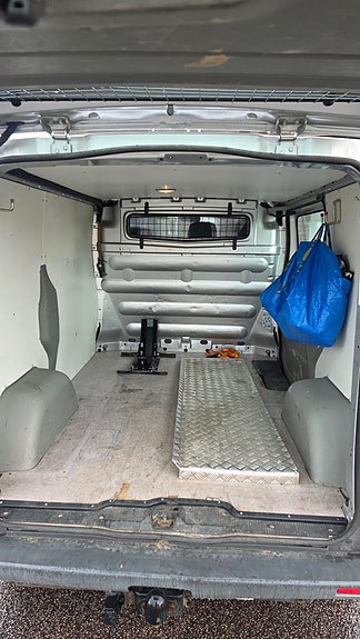 Opel Vivaro 9 of 15