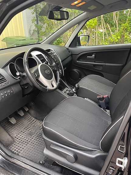 Kia Venga 3 of 4
