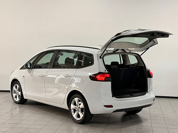 Opel Zafira Tourer 7 of 28