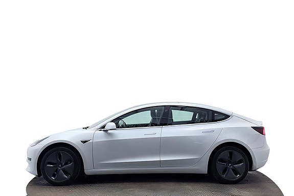 Tesla Model 3 9 of 30