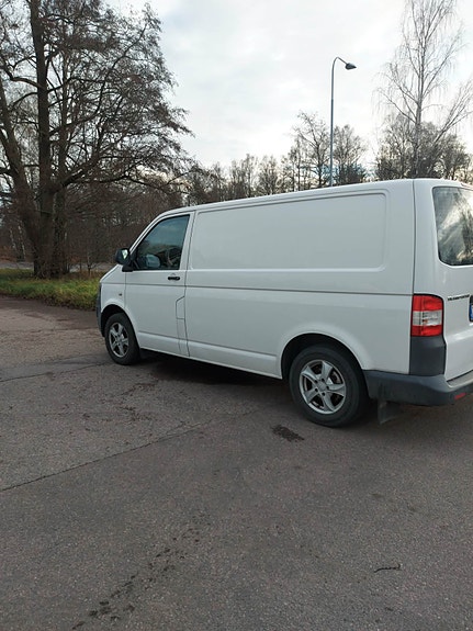 Volkswagen Transporter 3 of 7
